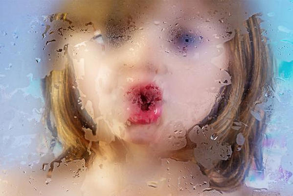 Featured image for Mirror Fogging Up Too Fast? Tips to Reduce Condensation