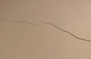 Featured image for Drywall Seams Cracking Over Time? Prevention and Repair Tips